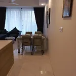 Capital Twin Peaks Apartment